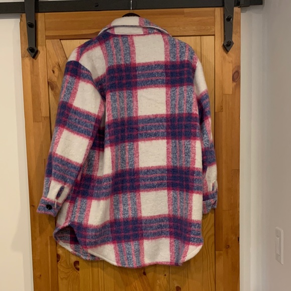 Plaid Button-Up Shacket - Picture 5 of 5